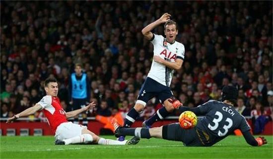 作为当今足 作为当今足